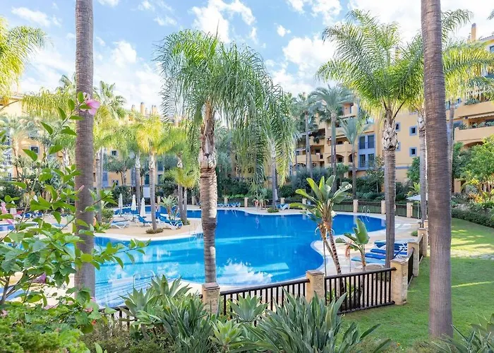 Walk To Beach & Great Pool At Los Jazmines Rdr343